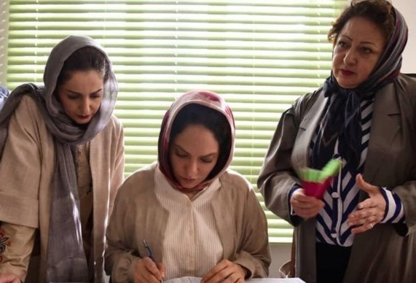 فیلم ناگهان درخت به کارگردانی صفی یزدانیان
