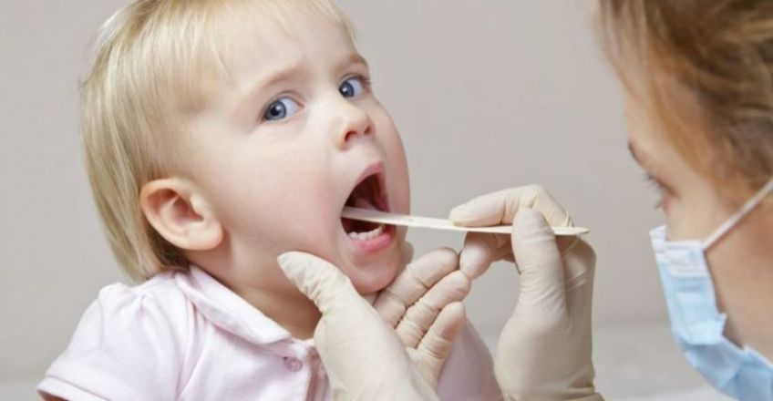 چند درمان برای گلو درد کودکان