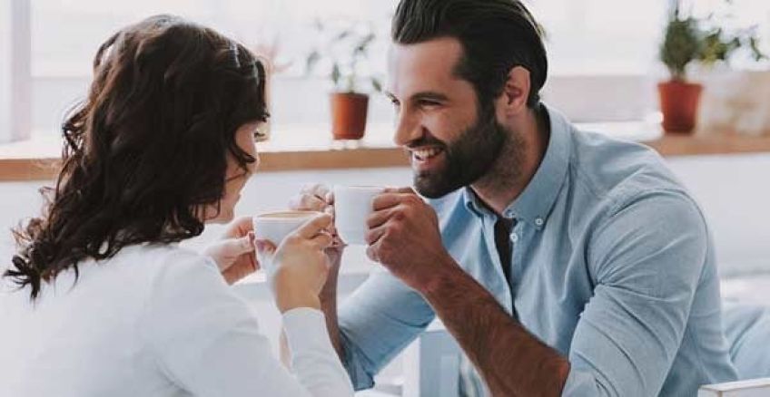نشانه های عشق دروغین