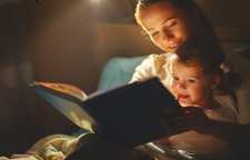 فواید قصه خواندن قبل از خواب برای کودکان