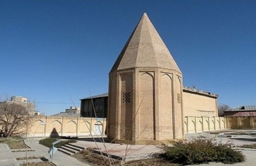 برج قربان اثر تاریخی شهر همدان
