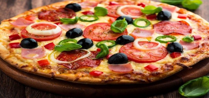 طرز تهیه پیتزا سوسیس و کالباس
