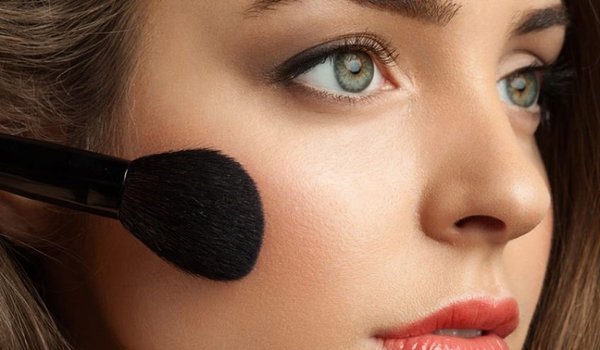 نحوه صحیح استفاده از رژ گونه