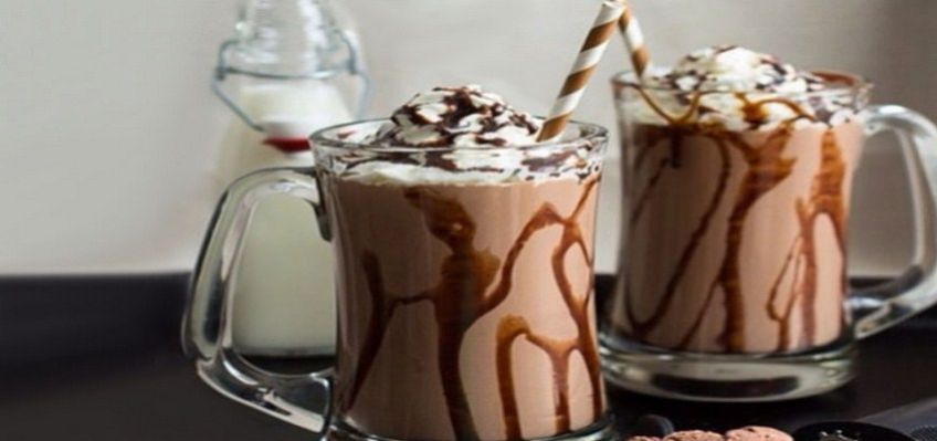 روش تهیه میلک شیک شکلات