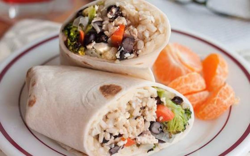 نحوه تهیه ساندویج برنج و سبزیجات مخلوط گیاهی