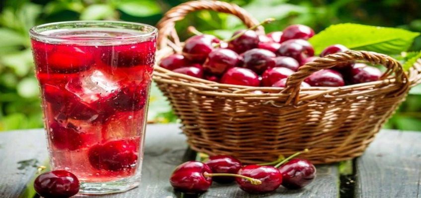 طرز تهیه شربت آلبالو