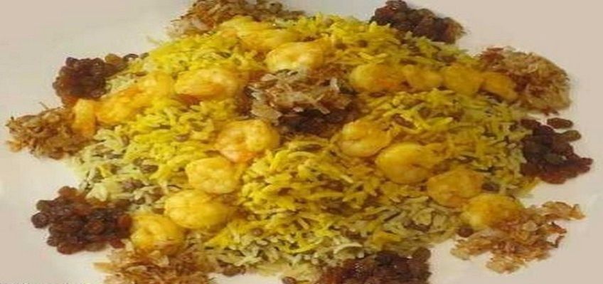 طرز تهیه غذای دریایی کشمش پلو با ماهی لاری