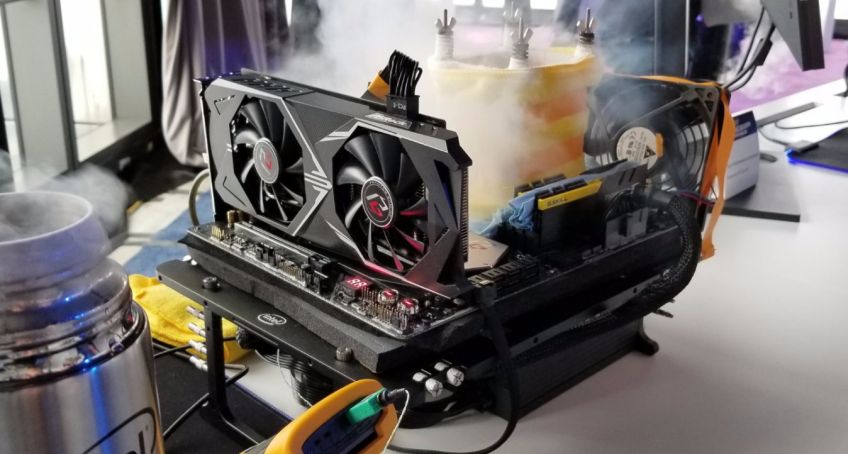 رکورد خیره کننده اورکلاک Intel Core i9-9900K