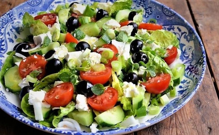 نحوه تهیه سالاد ترکی