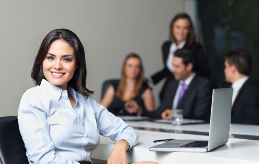 ویژگی های کارمند موفق