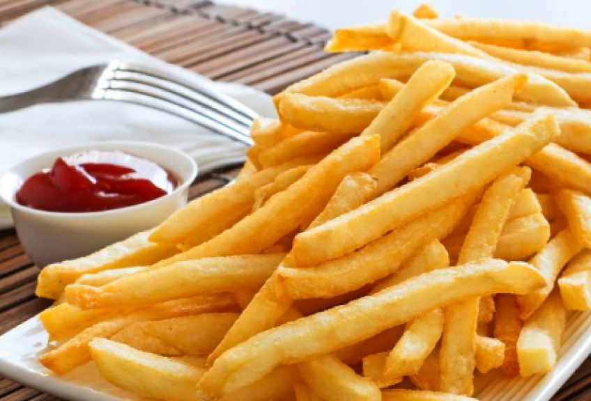 آموزش طبخ سیب زمینی سرخ کرده رژیمی با طعم سیر و جعفری