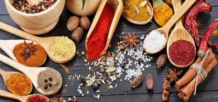 نحوه تهیه ادویه ی بهارات