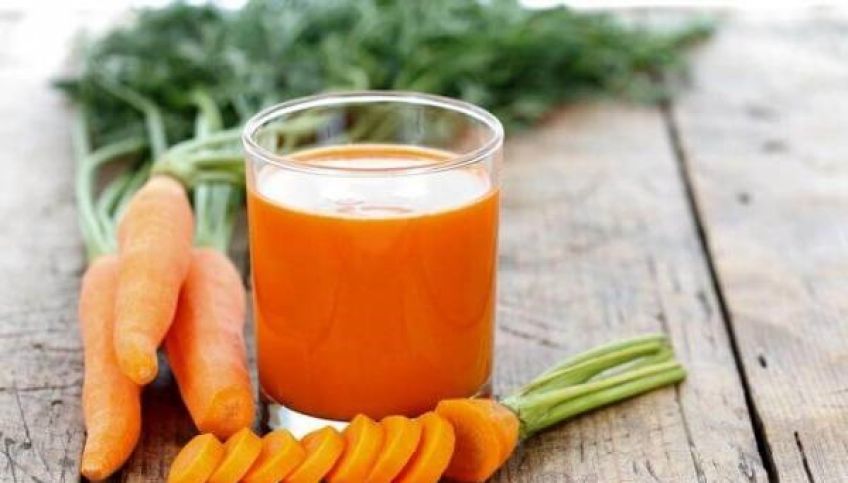 آموزش تهیه اسموتی رژیمی آب سیب و هویج خوشمزه