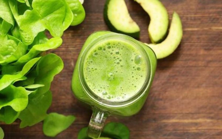 آموزش تهیه اسموتی برای لاغری شکم