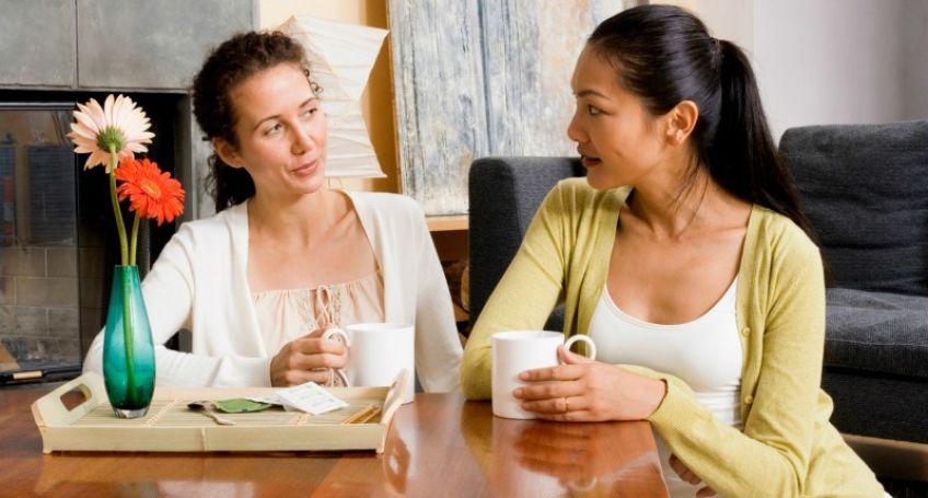 چگونه یک گفتگوی دوستانه را شروع کنیم