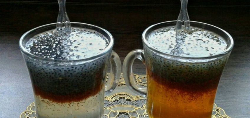 روش تهیه شربت بیدمشک و تخم شربتی زعفرانی با خاکشیر