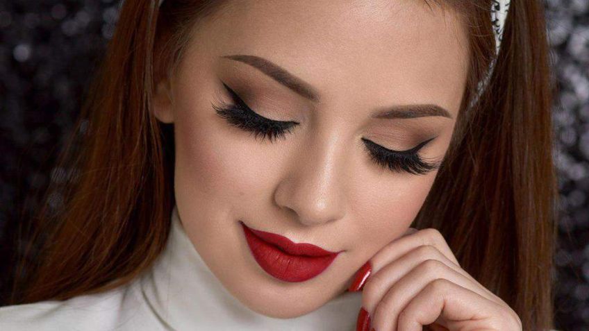 تکنیک ها و ترفند های آرایشی برای جوان تر نشان دادن صورت
