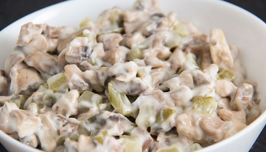 دستور تهیه سالاد قارچ با ماست
