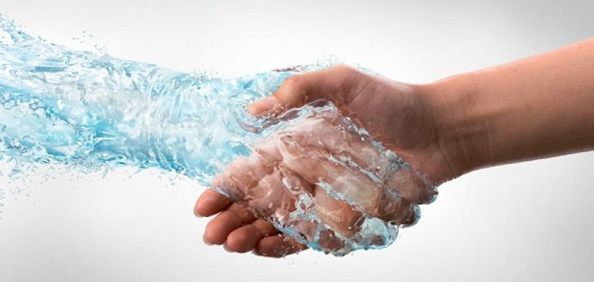عرق دست و پا علائم چه نوع بیماری است