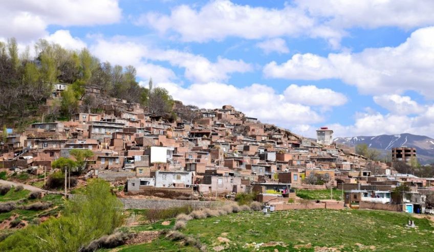 روستای زنوزق  شهرستان مرند  استان آذربایجان شرقی تاریخی‌ ترین روستای پلکانی ایران