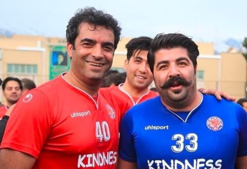 عکس بهنام بانی و منوچهر هادی در دربی هنرمندان