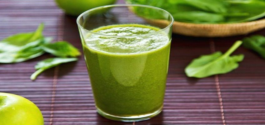 روش تهیه نوشیدنی اسموتی سیب و اسفناج