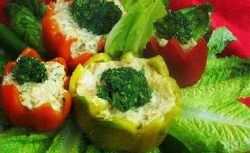 نحوه درست کردن سالاد سبزیجات با فلفل دلمه