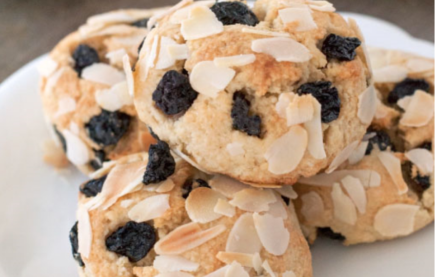 آموزش طبخ بیسکویت های زغال اخته فاقد گلوتن به این خوشمزگی همراه با طرز تهیه