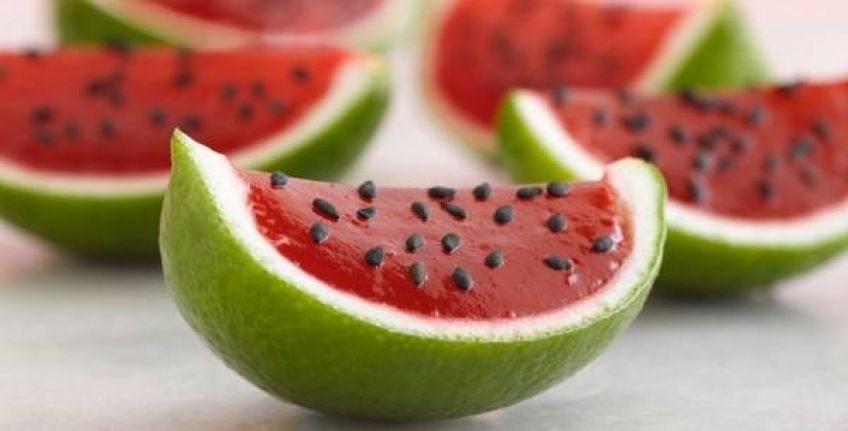آموزش تهیه ژله هندوانه ای مخصوص شب یلدا