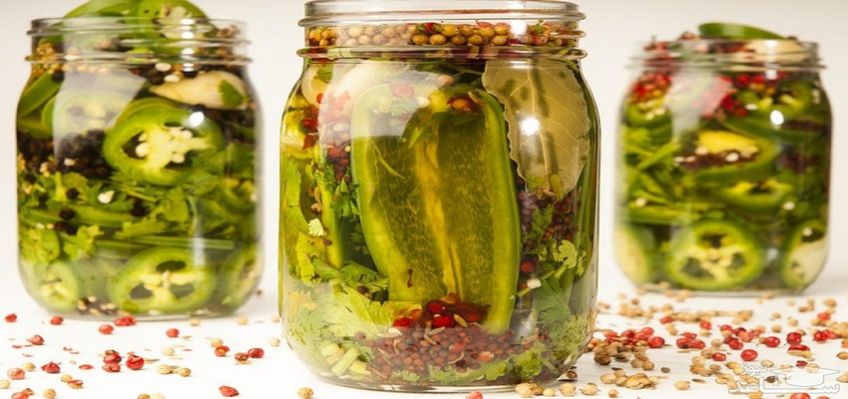 مراحل درست کردن ترشی گشنیز