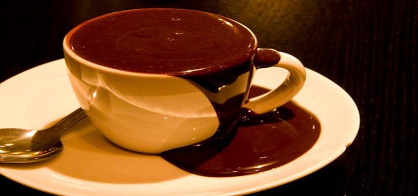 طرز تهیه هات چاکلت رد ولوت