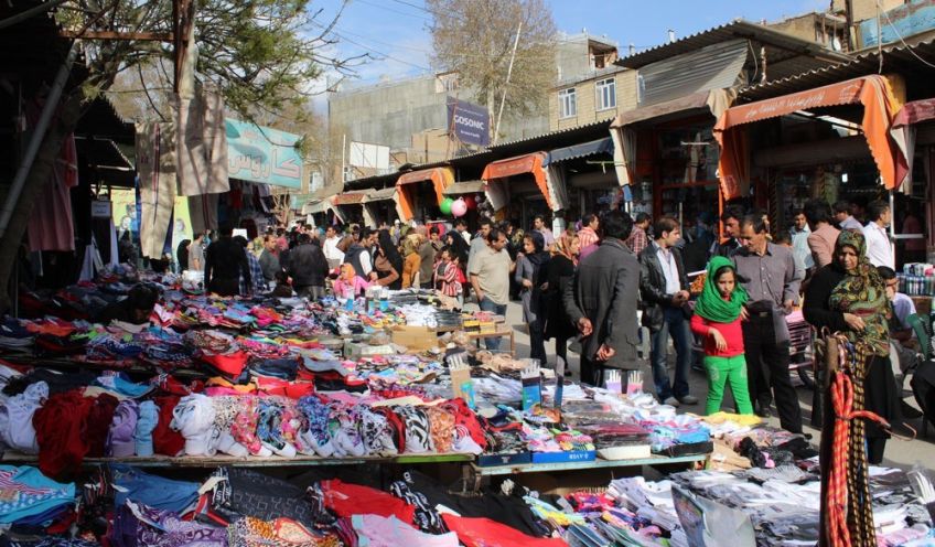 بازارچه مرزی جوانرود در استان کرمانشاه از بزرگترین بازارچه‌ های غرب ایران