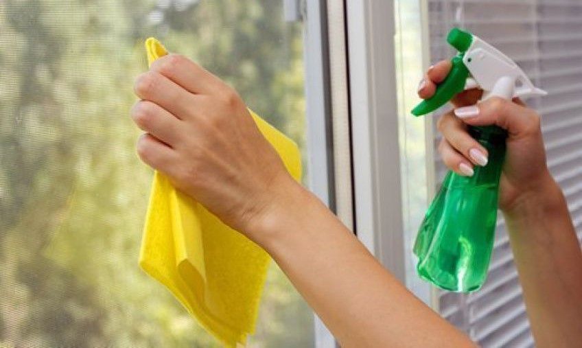 5 اشتباه بزرگ در تمیز کردن پنجره ها