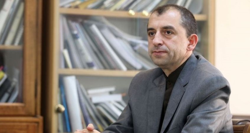 بیوگرافی مهدی زارع زلزله شناس برتر ایران