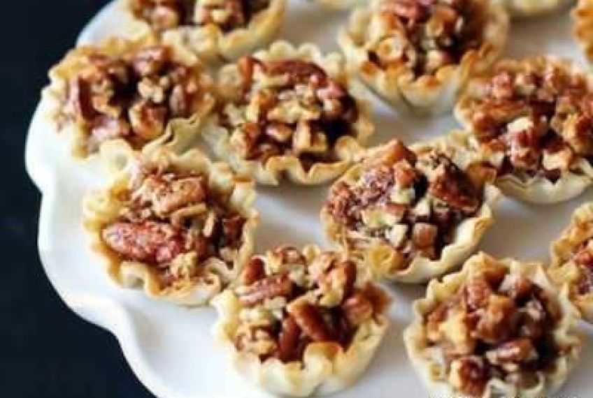 آموزش تهیه مینی تارت آجیلی برای عید نوروز