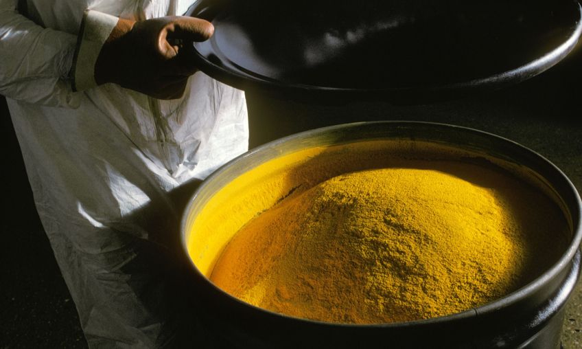کیک زرد چیست