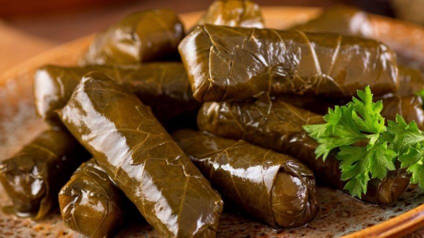 نحوه پخت دلمه برگ مو