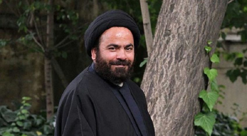 سید حسن آقامیری روحانی معروف اینستاگرام چرا خلع لباس شد