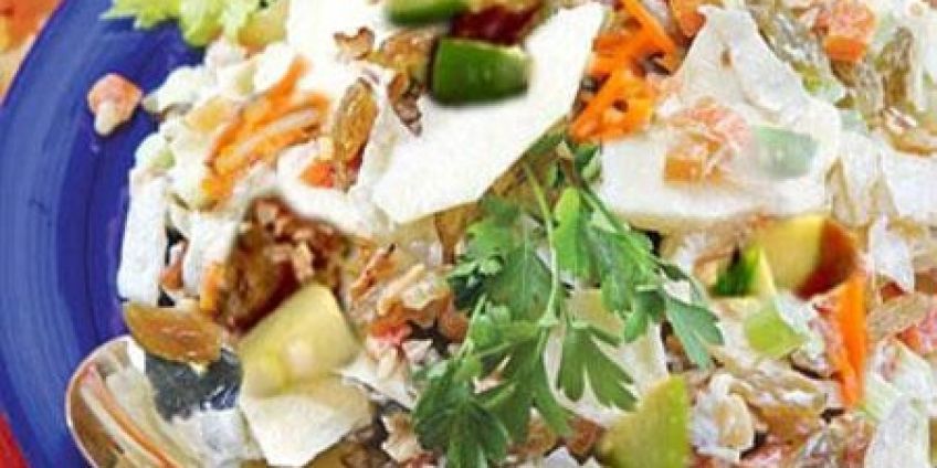 طرز تهیه سالاد سیب درختی