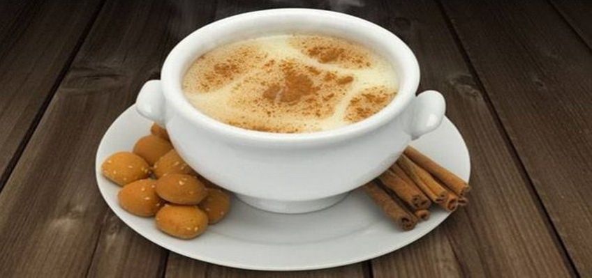 نحوه تهیه نوشیدنی فندق و شکلات سفید