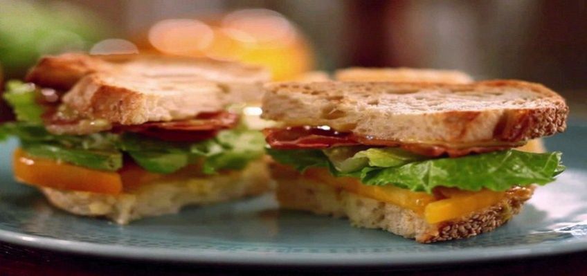 طرز تهیه ساندویچ های کوچک گوشت و خیار