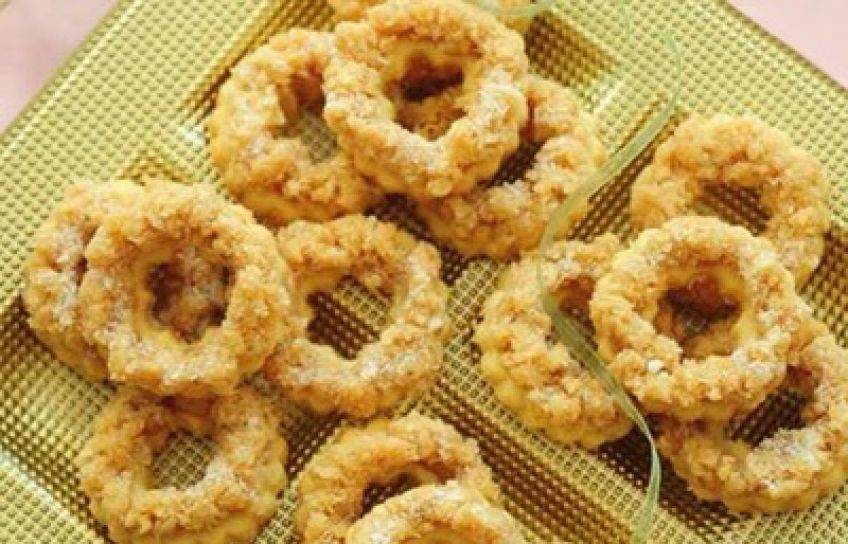 آموزش تهیه  شیرینی حلقه های نارگیلی خوشمزه و با طعمی عالی