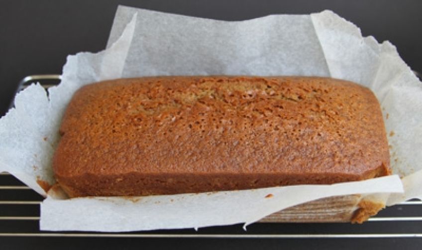 طرز تهیه کیک عسل و زنجبیل با بو و طعم بسیار مطبوعی