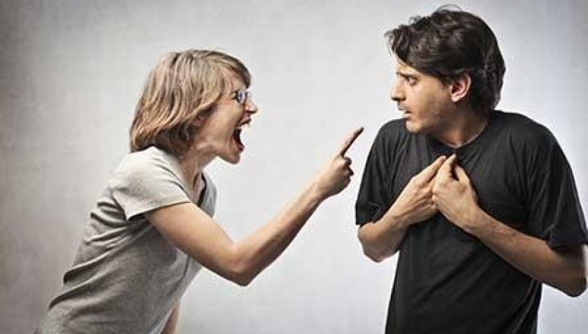 چگونه با افراد لجباز رفتار و برخورد مناسب داشته باشیم