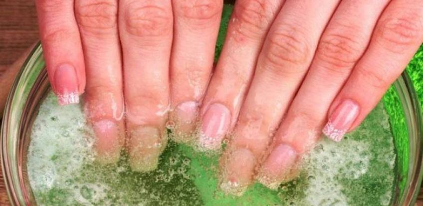 روش های برداشتن ناخن کاشته شده