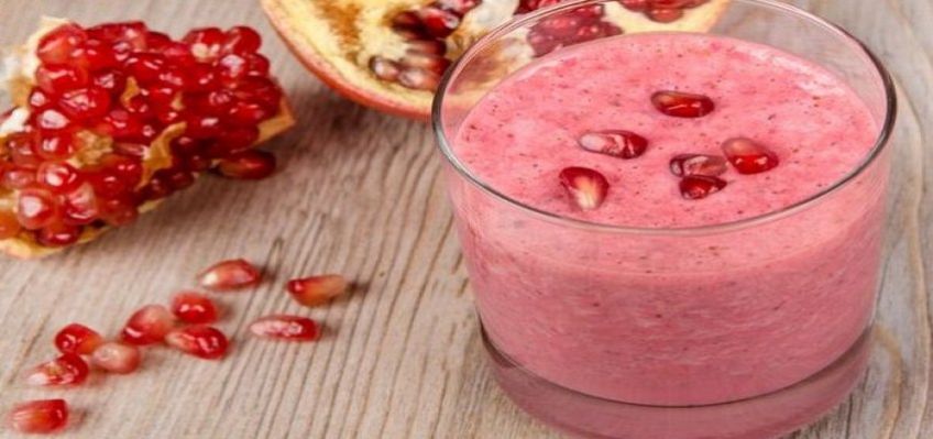 طرز تهیه اسموتی انار و نارنگی