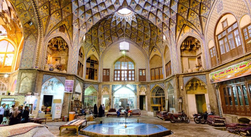 تیمچه امین الدوله کاشان نماد کاشی کاری اصیل ایرانی