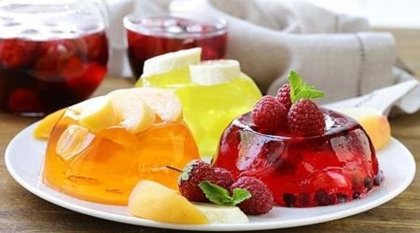 آموزش تهیه ژله‌ ی قالبی میوه‌ ای