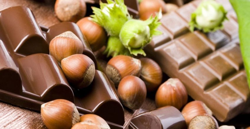 آموزش تهیه مینی شکلات های فندقی