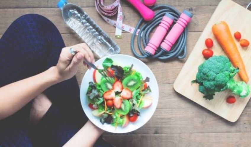 بهترین مواد غذایی برای بانوان فیتنس کار و ورزشکار